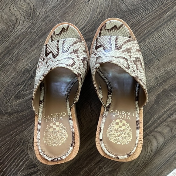 Vince Camuto Chaisen Platform Wedge Mule - Picture 7 of 8